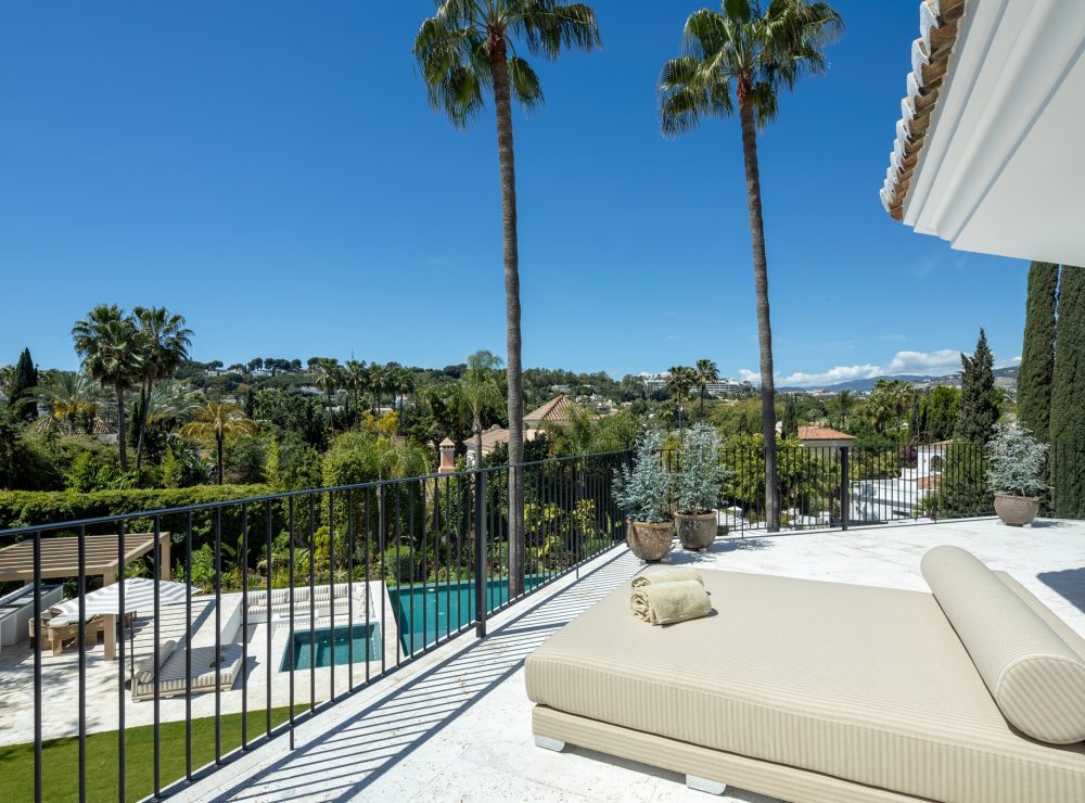 Villa Karina Nueva Andalucia Marbella