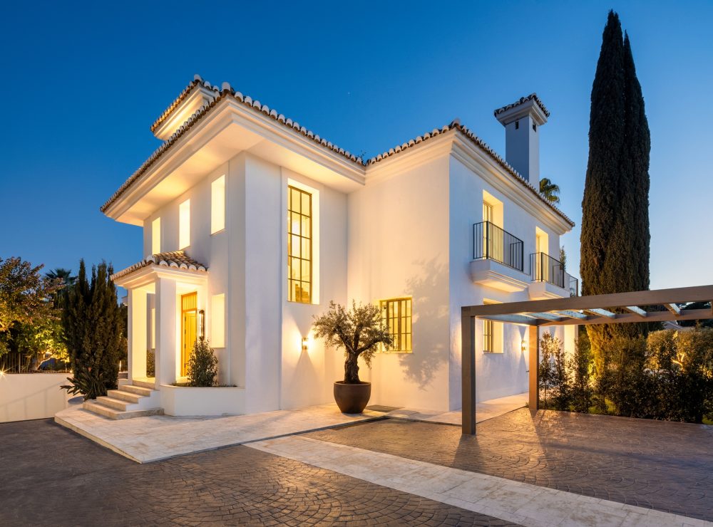 Villa Karina Nueva Andalucia Marbella