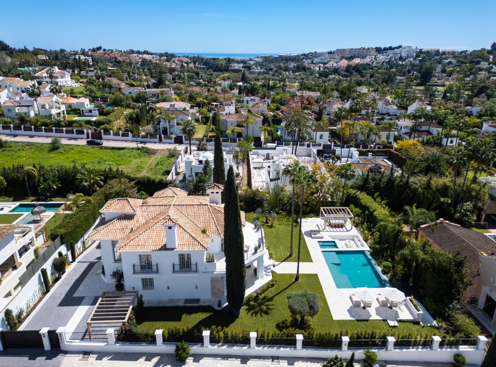 Villa Karina Nueva Andalucia Marbella