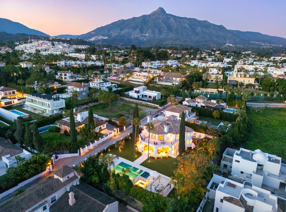 Villa Karina Nueva Andalucia Marbella