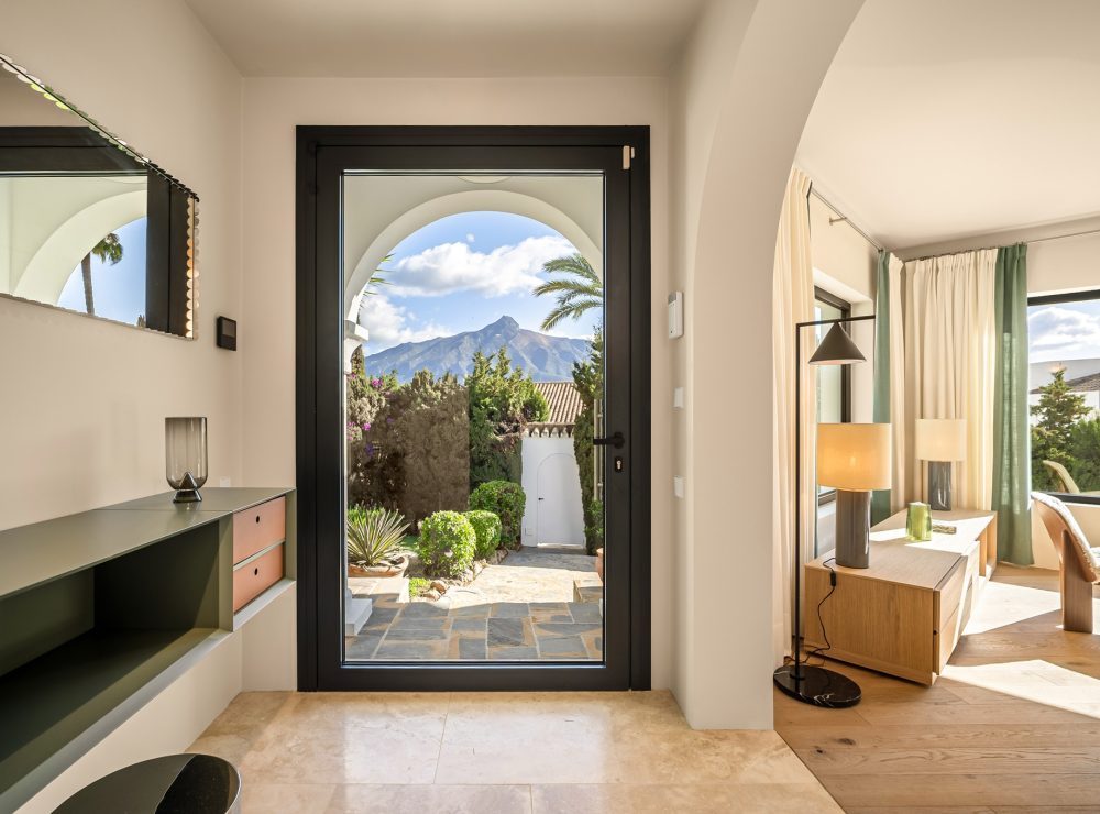 Villa Madrisa Nueva Andalucia Marbella