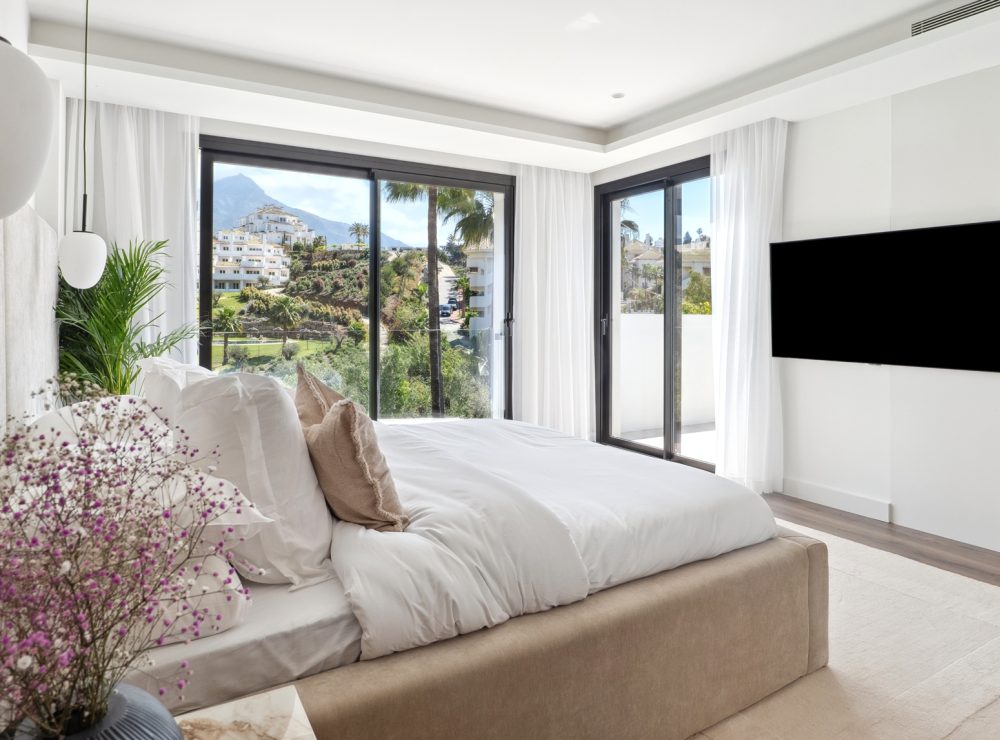 Villa Lucalle Los Naranjos Hill Club La Cerquilla Nueva Andalucia Marbella