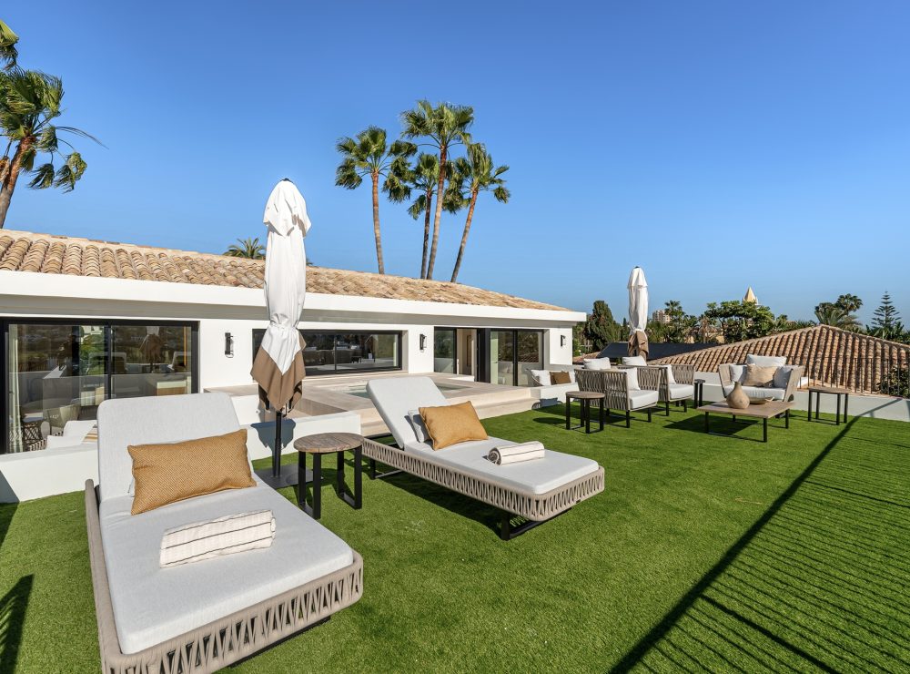 Villa Azteca Aloha Nueva Andalucia Marbella