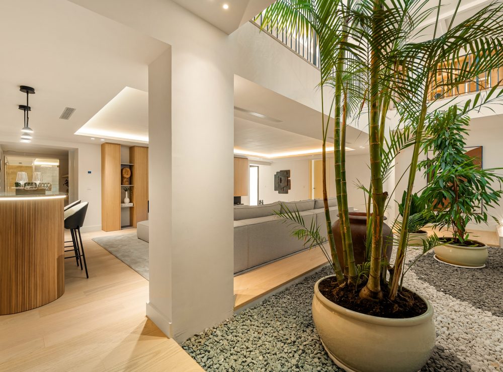 Villa Azteca Aloha Nueva Andalucia Marbella