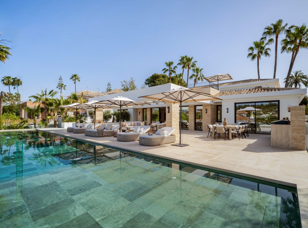 Villa Azteca Aloha Nueva Andalucia Marbella