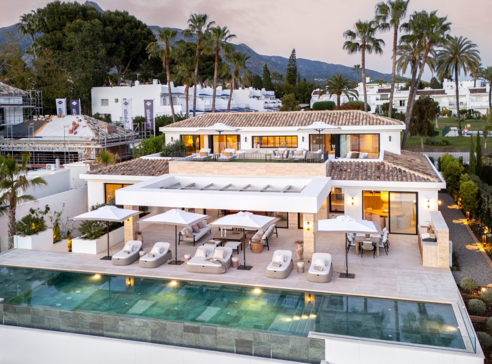 Villa Azteca Aloha Nueva Andalucia Marbella