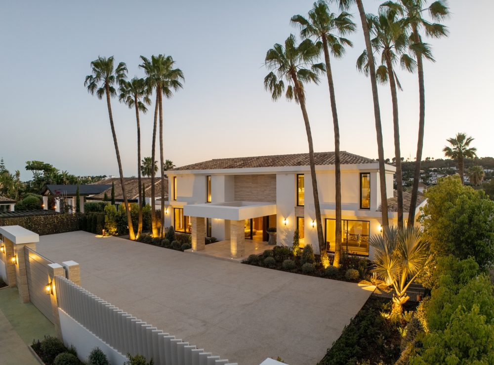 Villa Azteca Aloha Nueva Andalucia Marbella