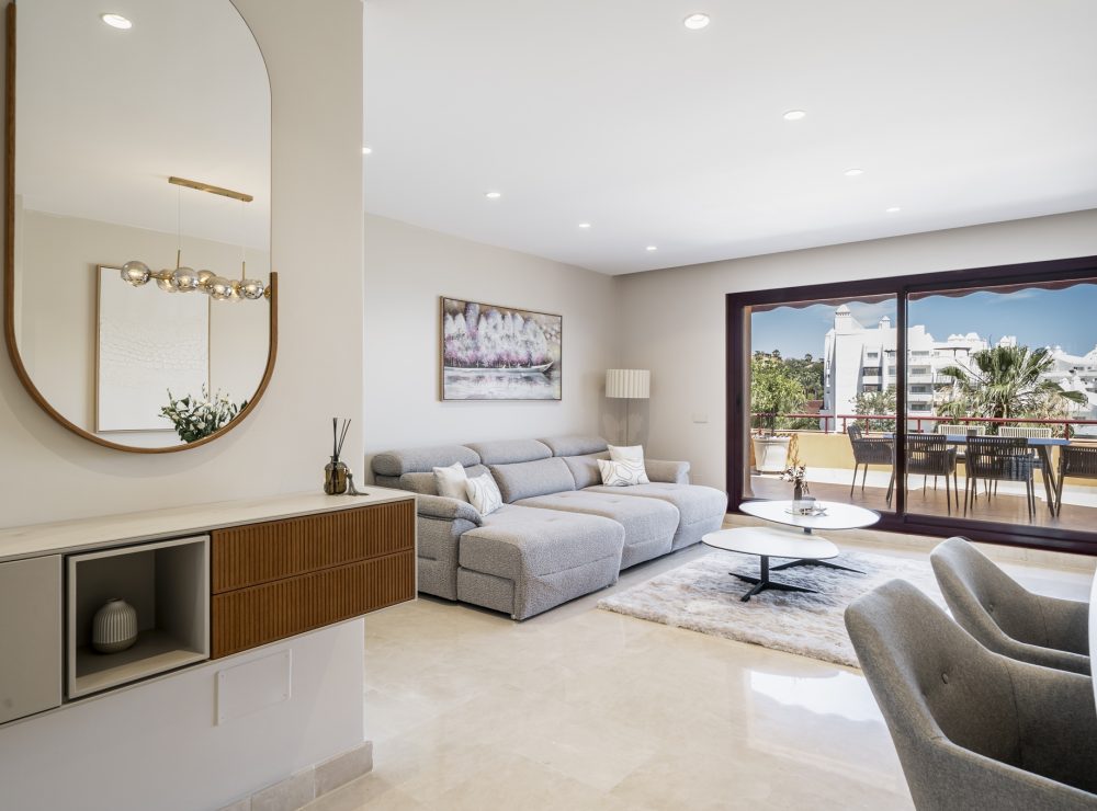 Apartment Riviera Andaluza 54 beachside Estepona Marbella