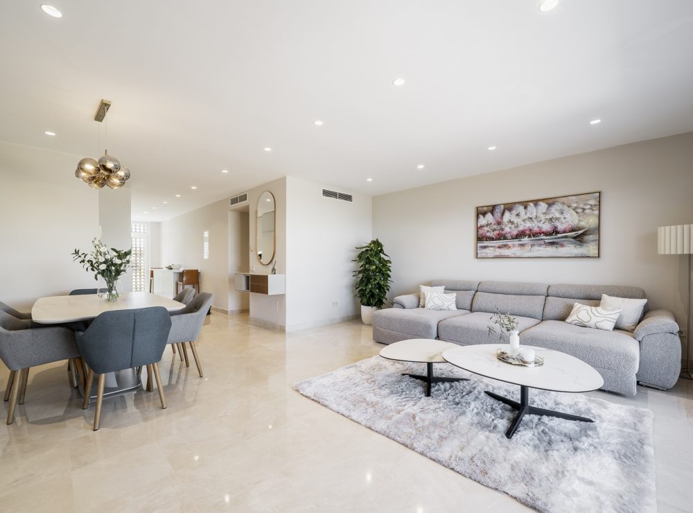 Apartment Riviera Andaluza 54 beachside Estepona Marbella