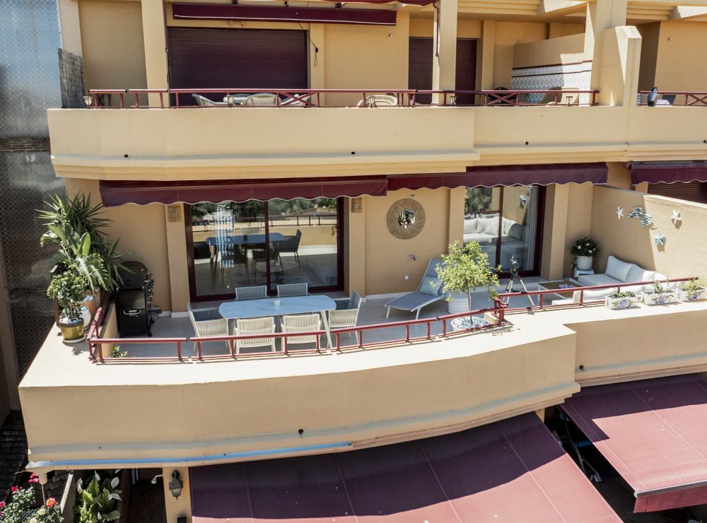 Apartment Riviera Andaluza 54 beachside Estepona Marbella