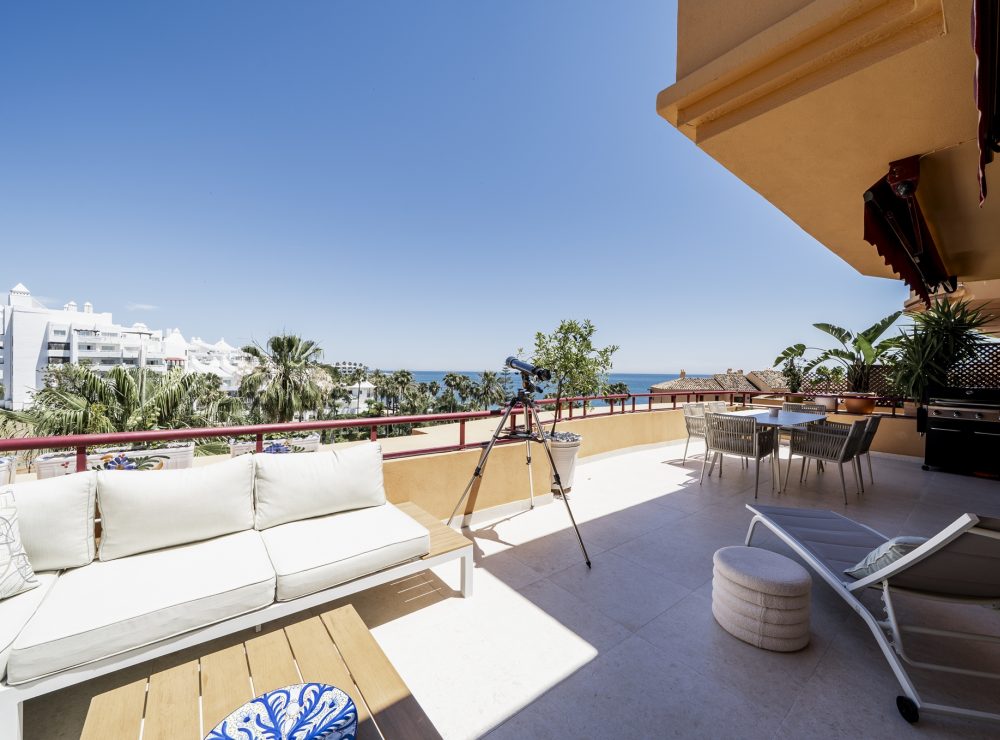 Apartment Riviera Andaluza 54 beachside Estepona Marbella