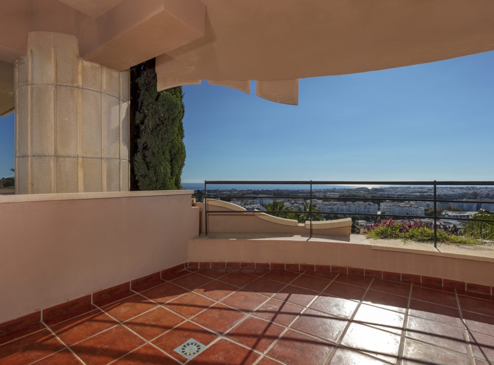 Apartment   Magna Marbella   Nueva Andalucia   Marbella