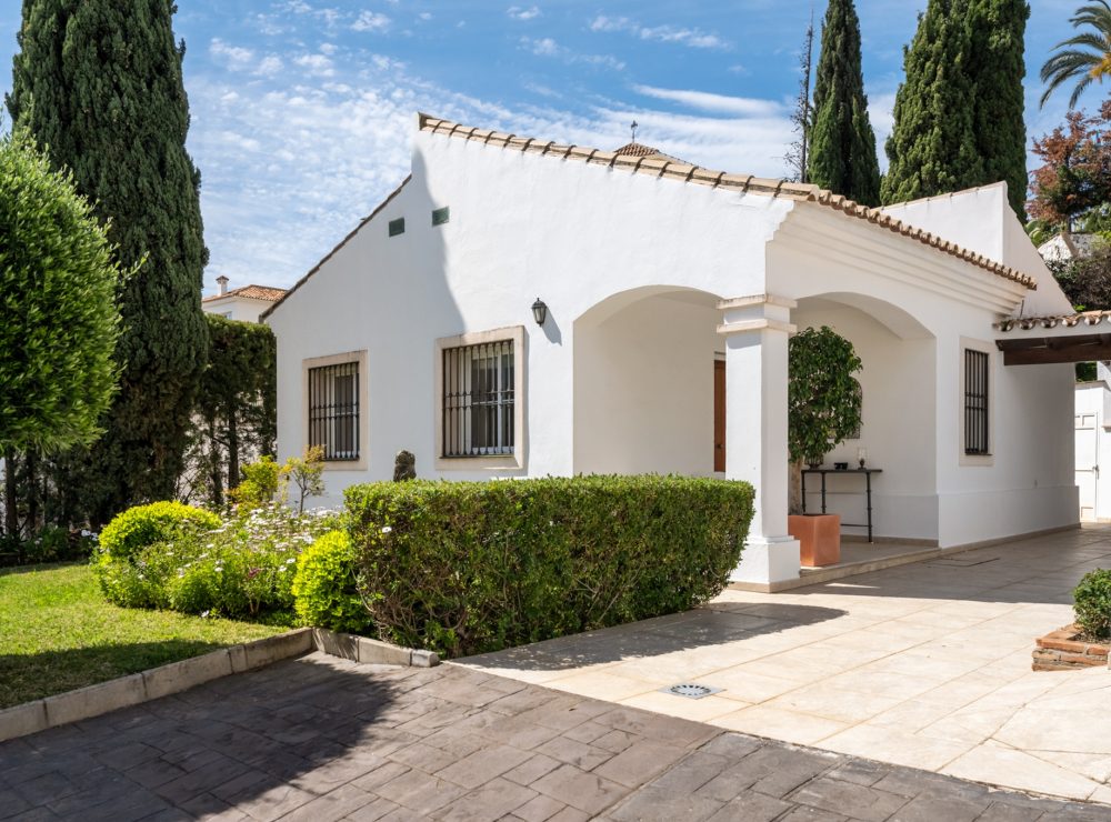Villa Casa Barella El Herrojo Benahavis Marbella