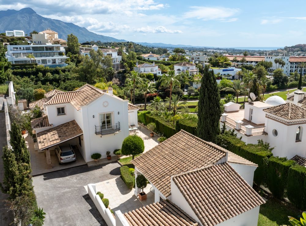 Villa Casa Barella El Herrojo Benahavis Marbella
