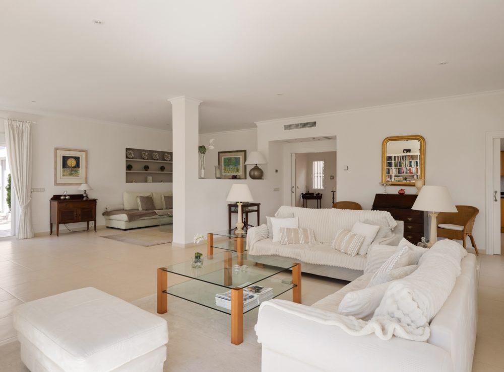Villa Casa Barella El Herrojo Benahavis Marbella