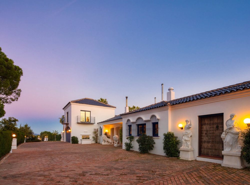 Villa La Silhoueta El Madronal Benahavis Marbella