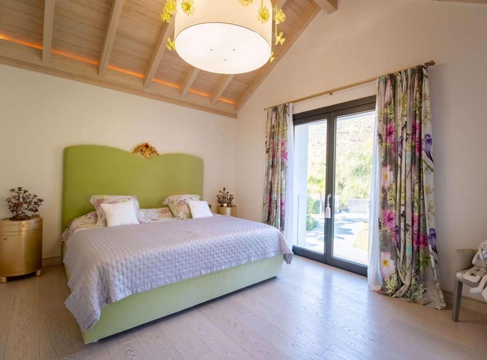 La zagaleta villa for sale benahavis marbella