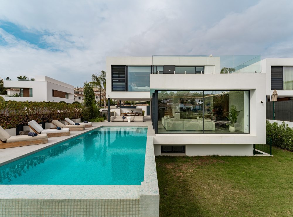 Villa Belle El Paraiso Estepona Marbella