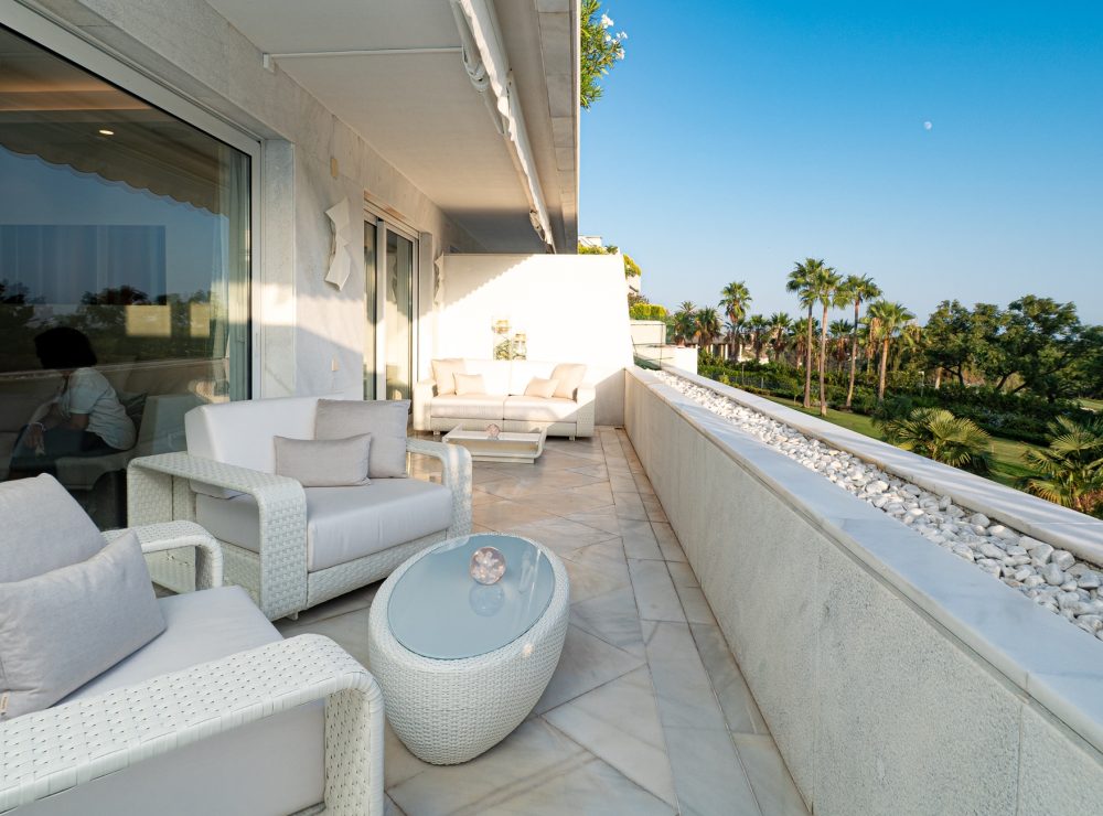 Duplex Penthouse Nueva Andalucia Marbella