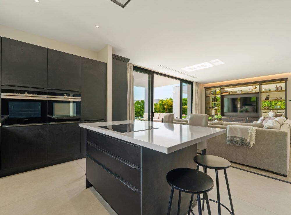 Villa Nova La Quinta Benahavis Marbella