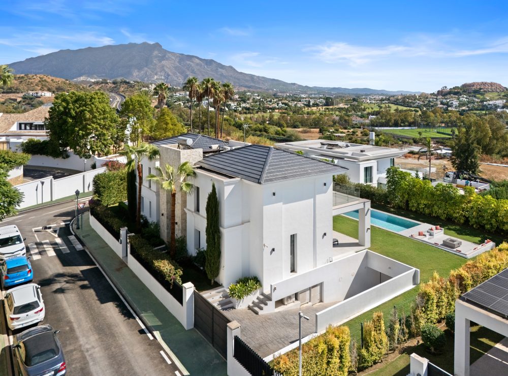 Villa Nova La Quinta Benahavis Marbella