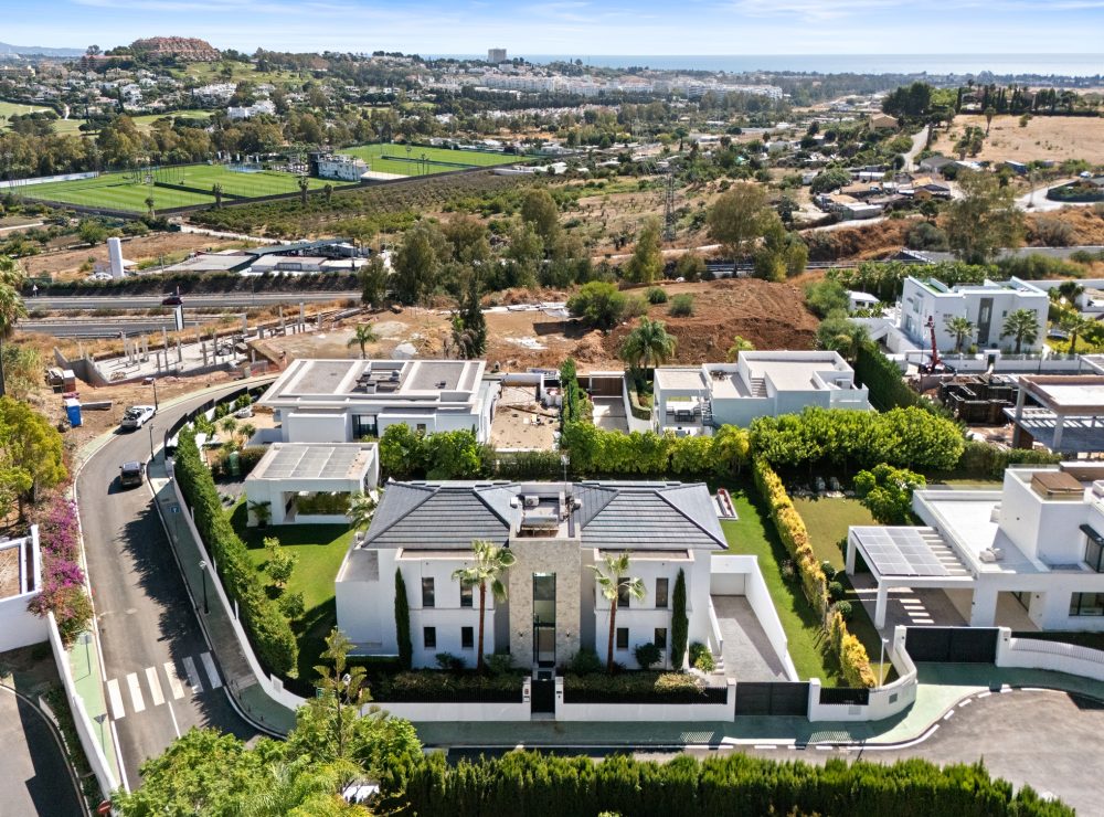 Villa Nova La Quinta Benahavis Marbella