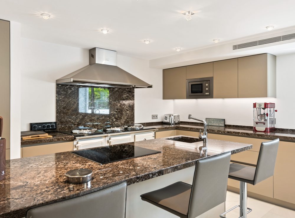 Villa Hermosa La Cerquilla Nueva Andalucia Marbella