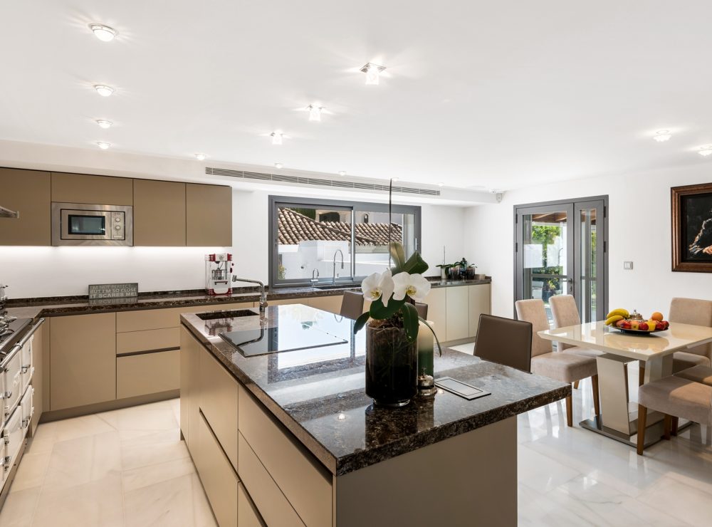 Villa Hermosa La Cerquilla Nueva Andalucia Marbella