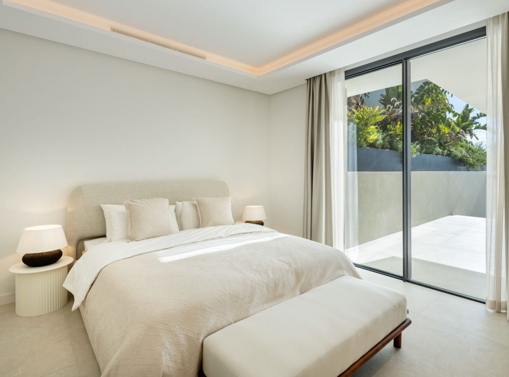 Villa Ember Elviria Marbella East