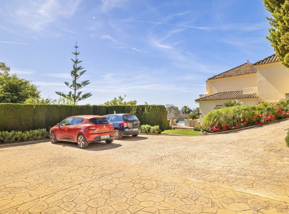 Villa El Paraiso Alto Benahavis Marbella