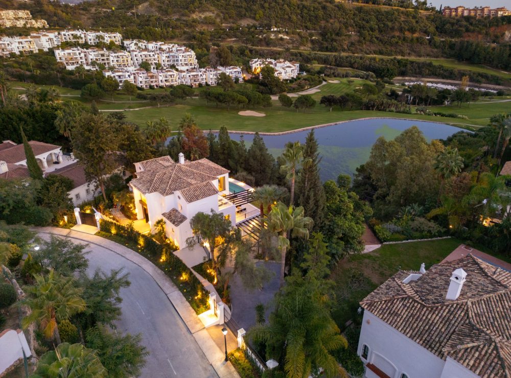 Villa Eros Los Arqueros Benahavis Marbella