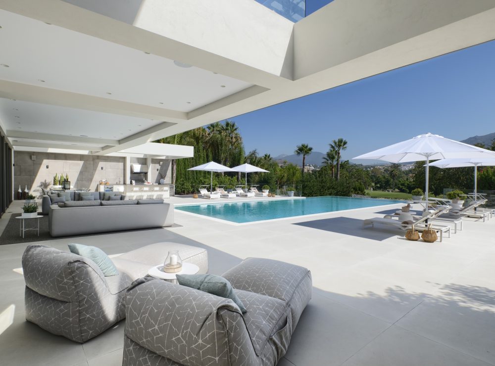 La villa nueva andalucia marbella