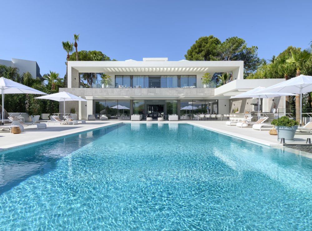 La villa nueva andalucia marbella