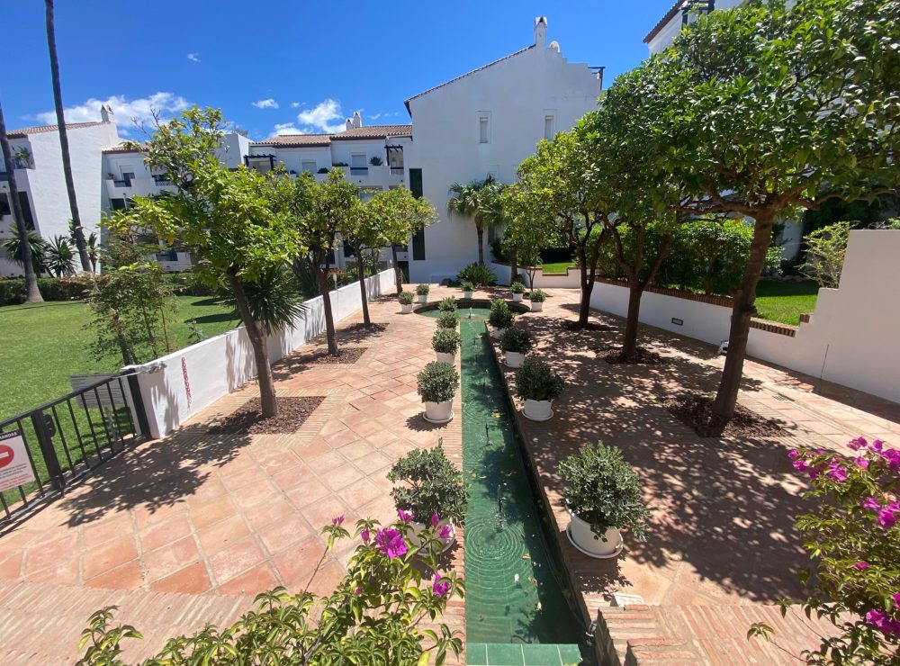 Duplex apartment Las Jacarandas Bel Air Estepona New Golden Mile