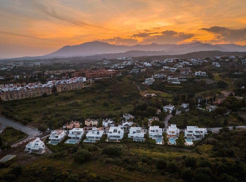 Villas  Kings Hills New Golden Mile Estepona