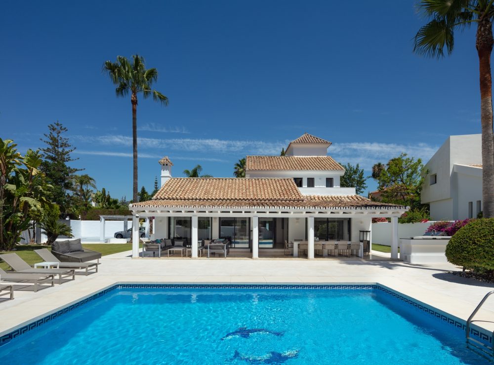 Villa Paris 77 Parcelas del Golf Nueva Andalucia Marbella