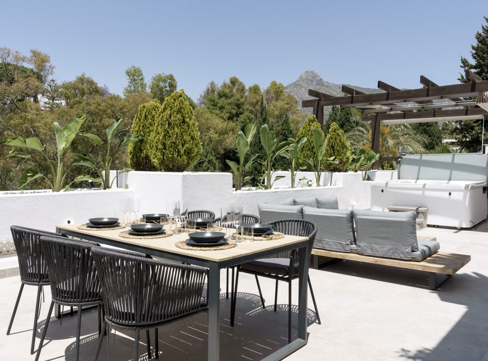 Duplex penthouse Las Lomas de Marbella Club Marbella Golden Mile