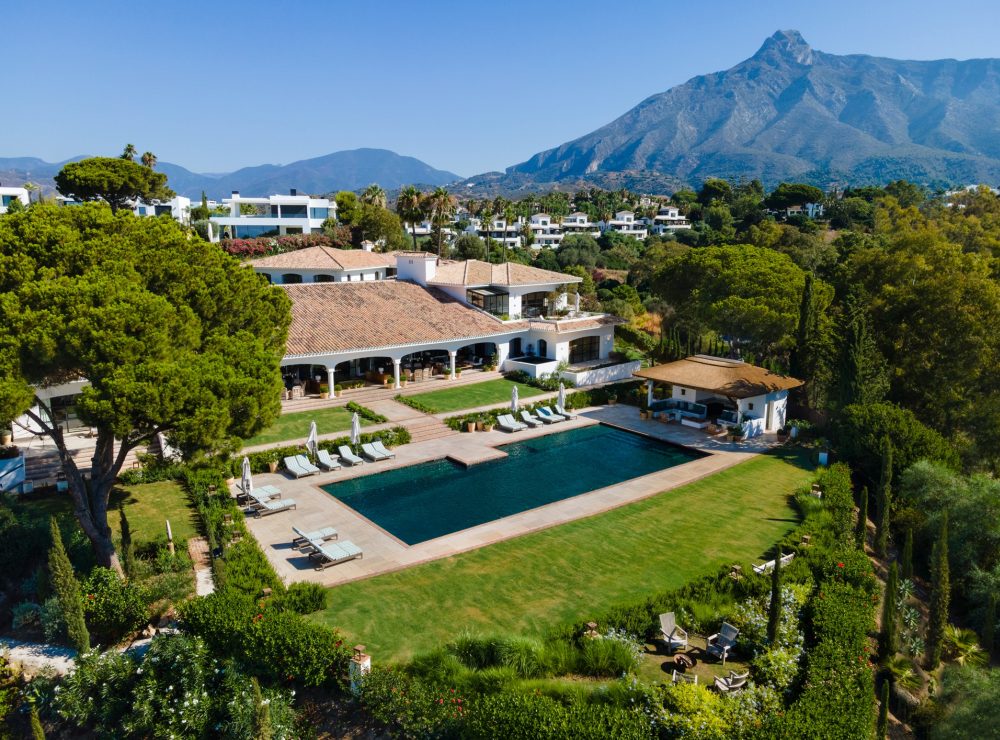 Villa mansion La Gratitud Marbella Golden Mile Lomas de Marbella club