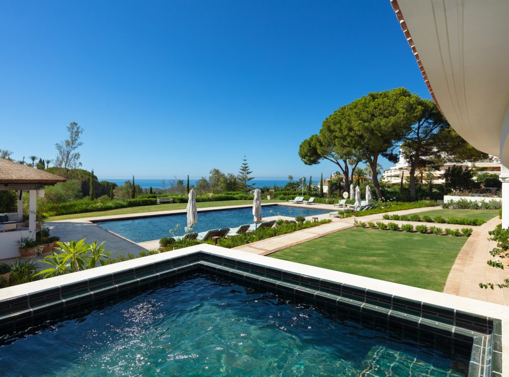 Villa mansion La Gratitud Marbella Golden Mile Lomas de Marbella club