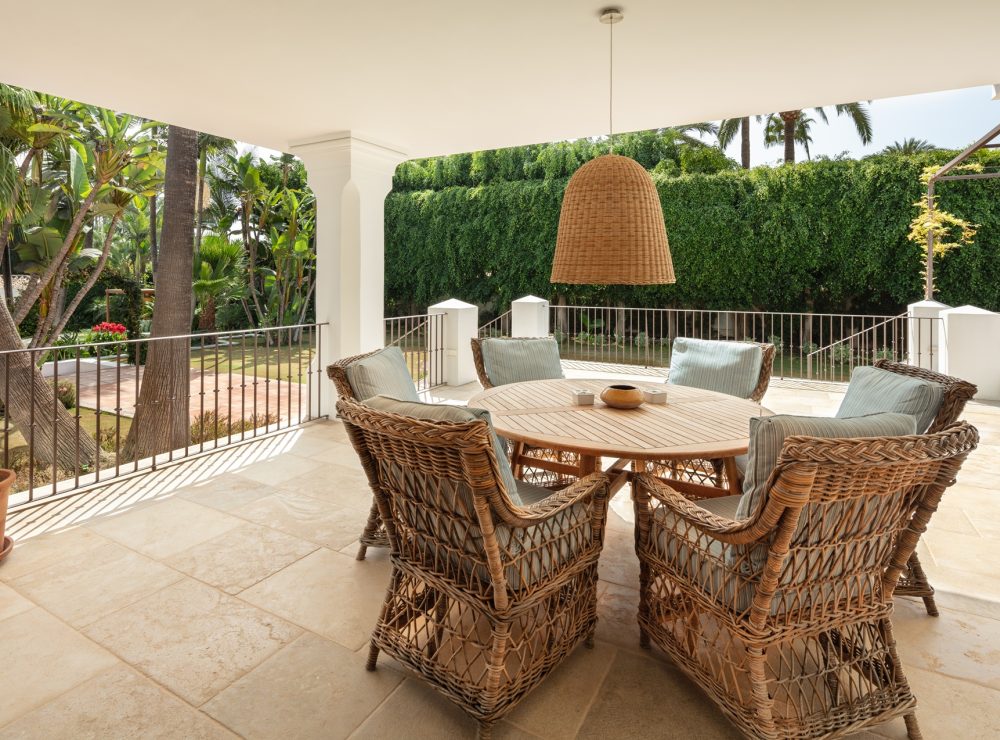 Boutique style villa beachside Los Verdiales Marbella Golden Mile