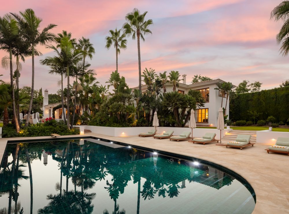 Boutique style villa beachside Los Verdiales Marbella Golden Mile