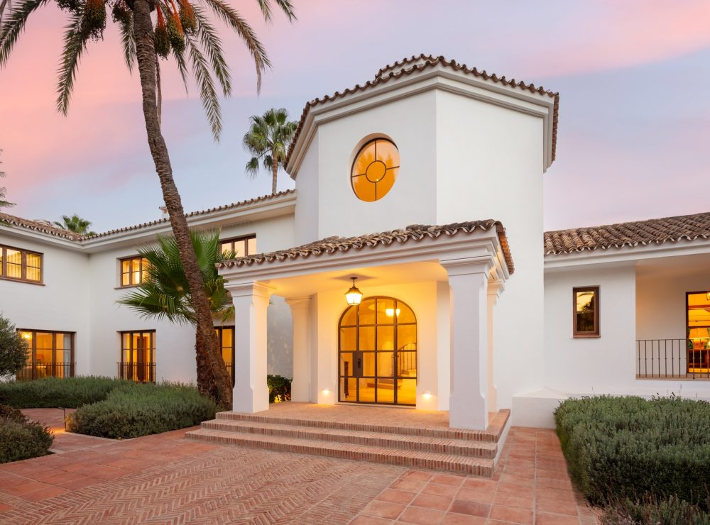 Boutique style villa beachside Los Verdiales Marbella Golden Mile