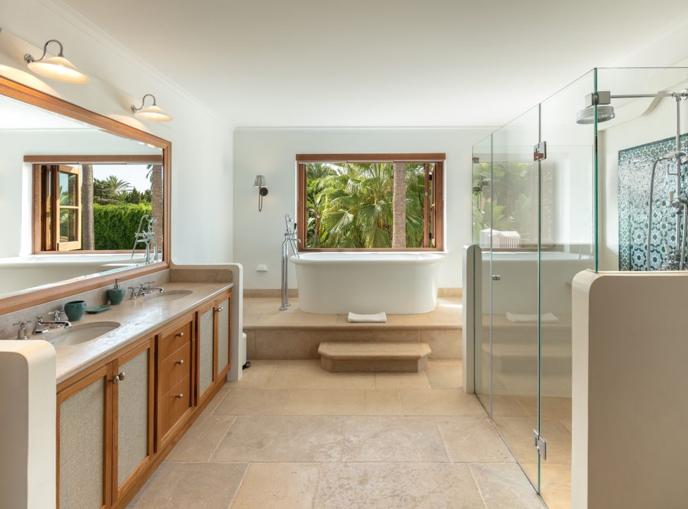 Boutique style villa beachside Los Verdiales Marbella Golden Mile
