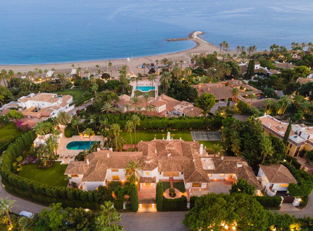 Boutique style villa beachside Los Verdiales Marbella Golden Mile