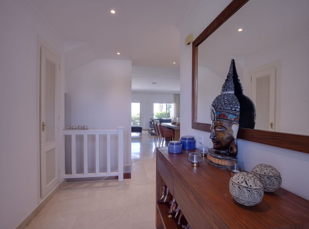 Townhouse La Quinta Benahavis Marbella sea views