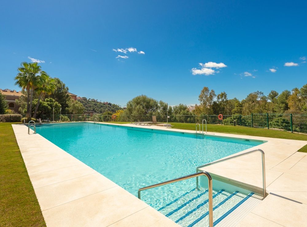 Apartment garden panoramic views Botanic Benahavis Marbella