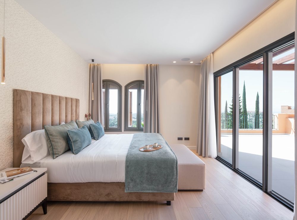 Duplex penthouse Nueva Andalucia Marbella
