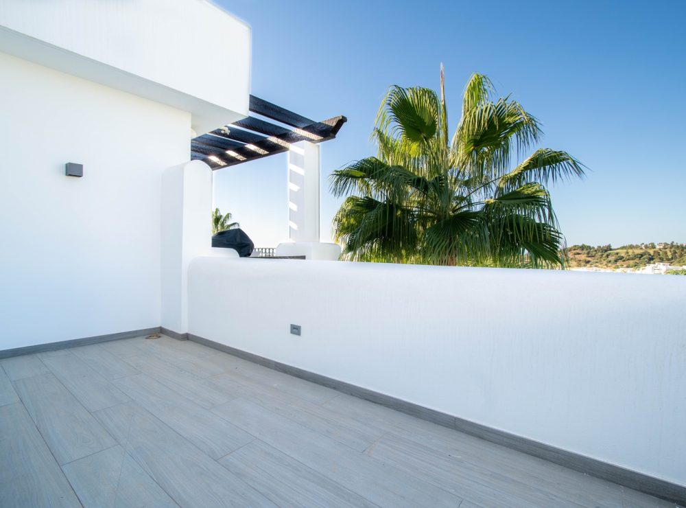 Duplex penthouse panoramic sea mountain views Lomas del Marques Benahavis