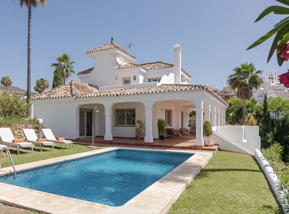 Villa Balta Los Naranjos Hill Club Nueva Andalucia Marbella