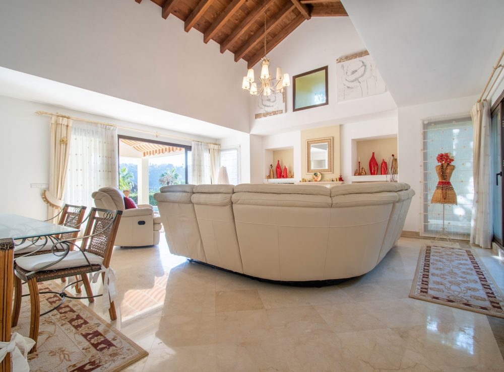 Villa Los Arqueros Golf Benahavis Marbella